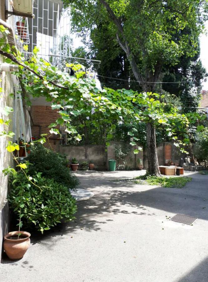 Karin House Lägenhet Tbilisi Exteriör bild